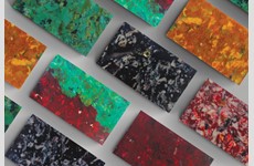 Recyklované desky z textilu mění odpad v užitečné produkty